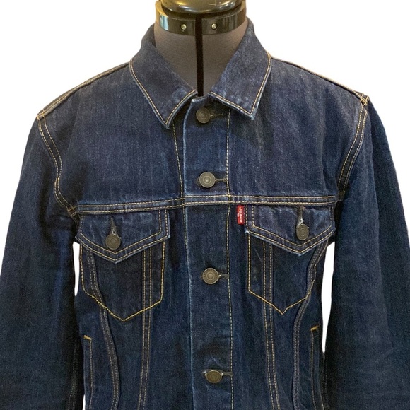 Levi’s Denim Trucker Jacket Dark Wash Long Sleeves Button Down Mock Neck - Picture 2 of 13